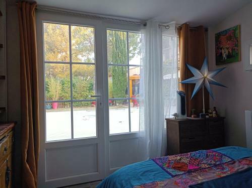 Villa Proven�ale Piscine Au C?ur de La Pin�de