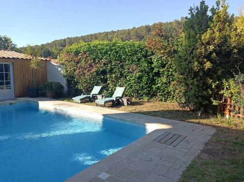 Villa Proven�ale Piscine Au C?ur de La Pin�de