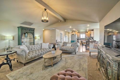 Charming Fallon Retreat With Fire Pit And Grill!