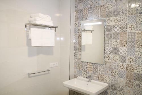 Hostal Baixo A Lua Rooming