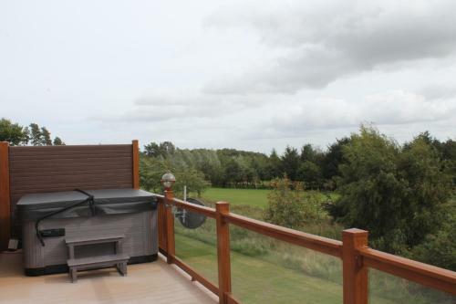 The Fairways View Hot Tub Lodge