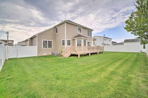 Spacious Brigantine Home About 1 Block To Beach!