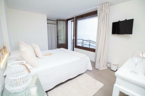 Tarifa Apartamentos Los Silos By Lightbooking