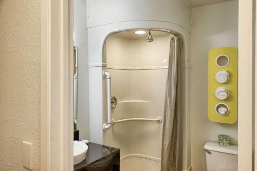 Motel 6 Everett North
