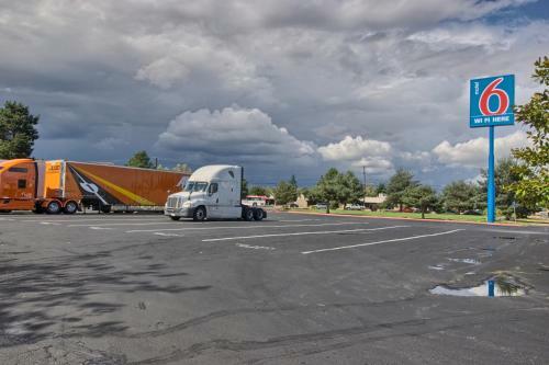 Motel 6 Everett North