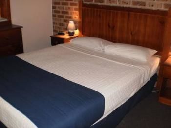 Lake Haven Motor Inn