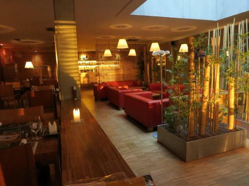 Hotel Blue Orange Business Resort Prague