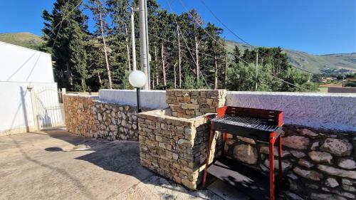 Villa Sceusa Con Piscina Privata