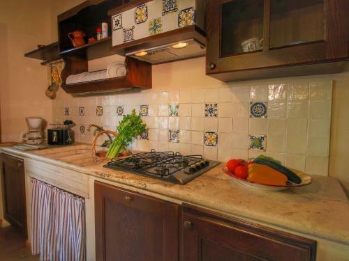 Cozy Villa In Sinalunga With Terrace