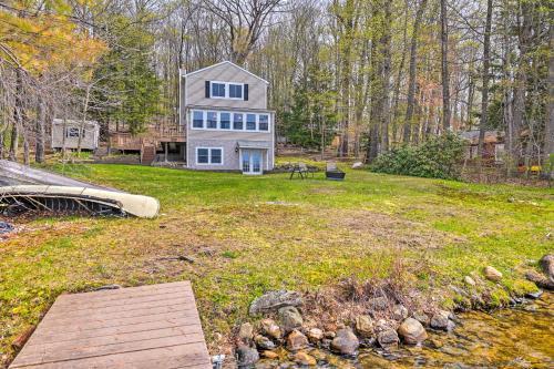 Lakefront Broadalbin Getaway With Deck And Kayaks