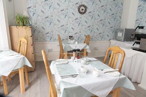 Hostal Rosita Guest House
