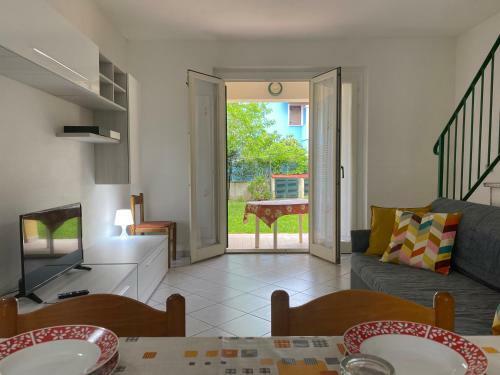 Melo Beach Apartments