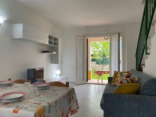 Melo Beach Apartments