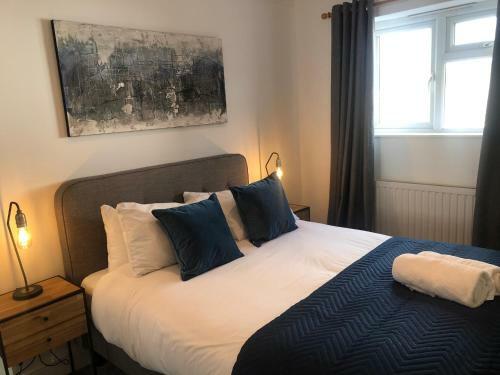 2 Bed Apartment- 33a Saint Leonard
