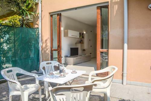 Apartamento Comfortable Flat With Garden And Pool!