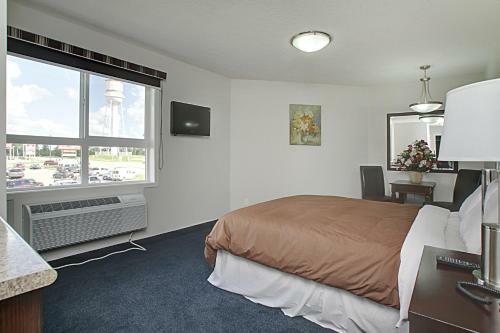 Hotel Alberta Inn & Suites