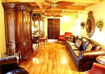 Casa Grandview Bed And Breakfast