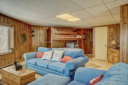 3br Mountain Cabin With Views And Firepit Sleeps 8