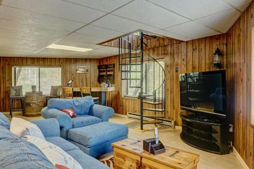 3br Mountain Cabin With Views And Firepit Sleeps 8