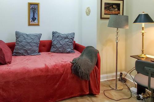 Durham Home Near Universities And Attractions!