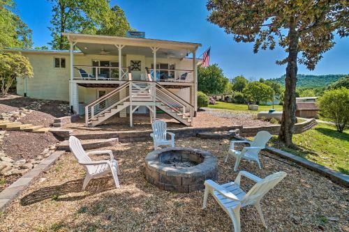 Spacious Family Retreat With 2 Kayaks And Sup!