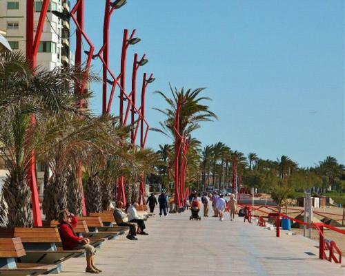 Apartamento Canlauris: Central Home 100m From The Beach
