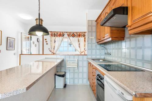 Quiet And Cozy Apartment With Ocean View