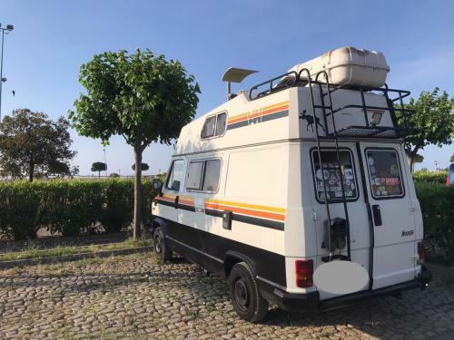 Van&breakfast
