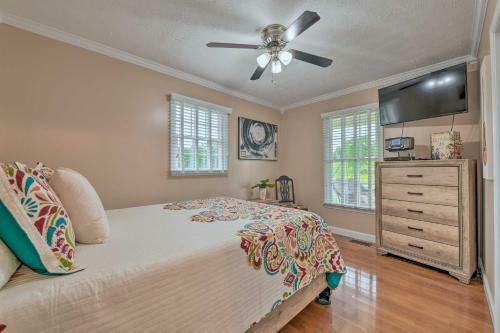 Mount Airy Haven Outdoor Pool, Country Views