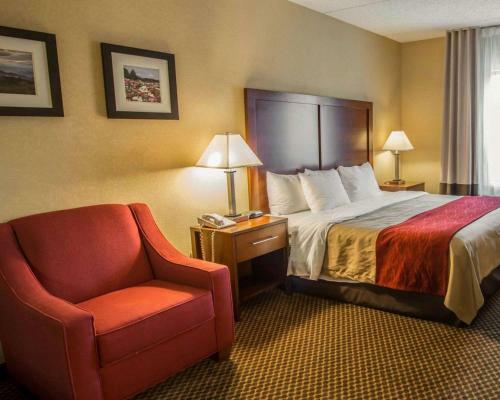 Hotel Comfort Inn & Suites