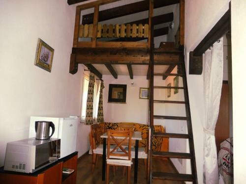 Villa Endeavour