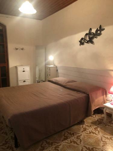 A Due Passi Dal Mare ( Codice Iun Q5301)