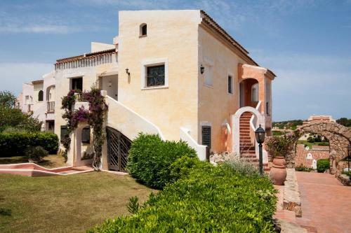 Apartamento [70 Metri-spiaggia Privata]lettini E Ombrelloni Free