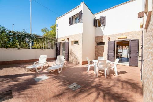 Villa Calliope Fontane Bianche Sea View Pool