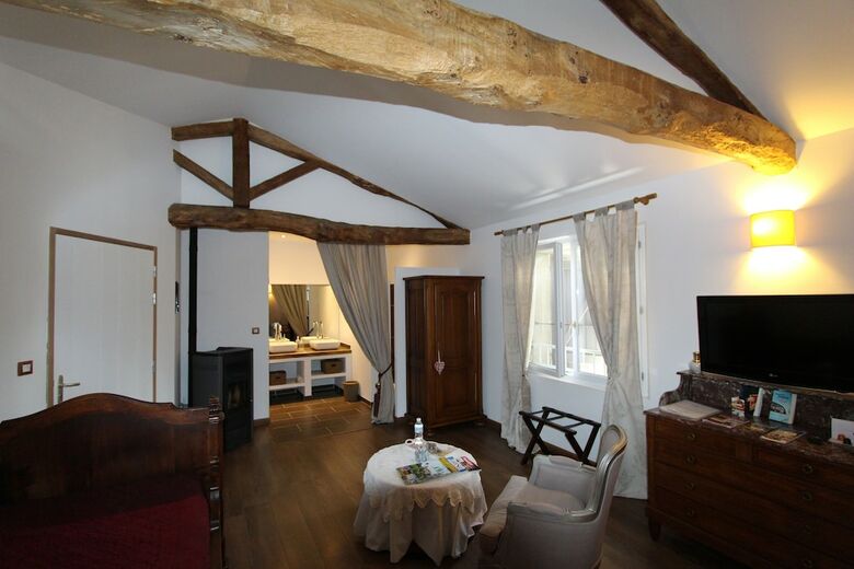 Hostal La Fr�jade