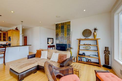 The Coquille River Retreat