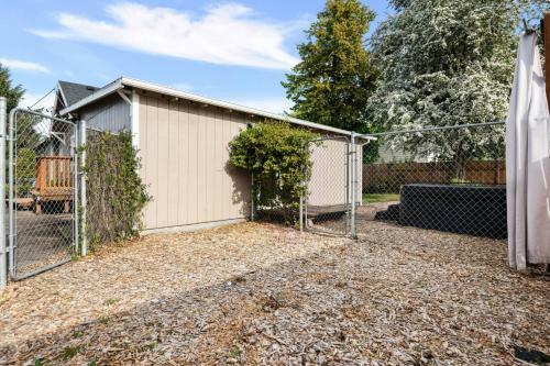 Central Beaverton Bungalow