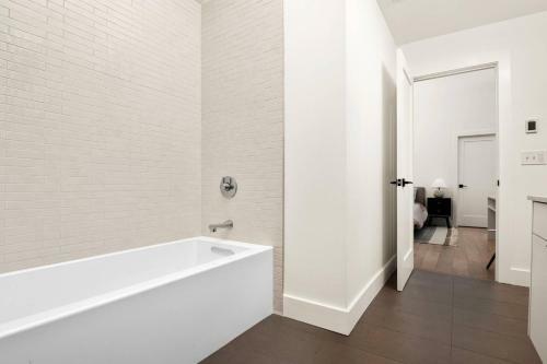 Williams Retreat Unit 2