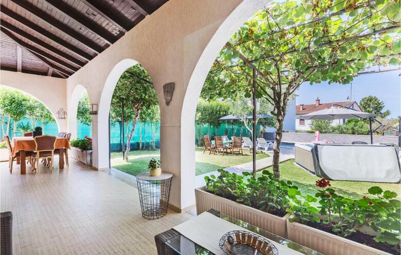 Holiday Home Rozac VI
