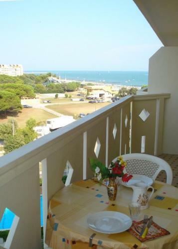 Splendid Sea View Two-room Apartment With Swimming Pool