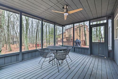 Spacious East Stroudsburg Home With Fire Pit!