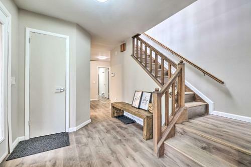 Spacious East Stroudsburg Home With Fire Pit!