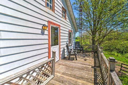 Lovely Mifflinburg Farmhouse - Multiple Decks