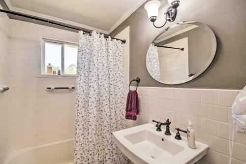 Cute Downtown Conway Home About 20 Min To Beach!