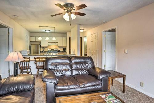 Apartamento Convenient Lead Condo With Deck And Town Views!