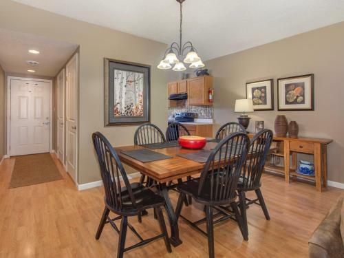 Apartamento Whispering Waters Cedar Lodge 302