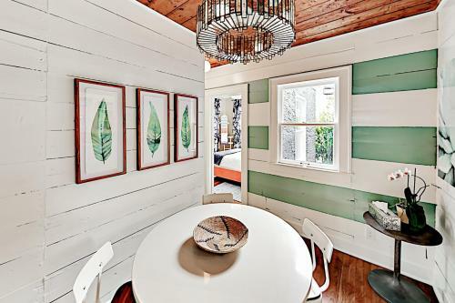 Travis Heights Bungalow