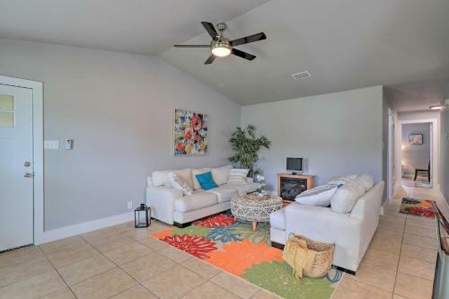 Cozy Austin Townhome, About 15 Mi To Downtown!