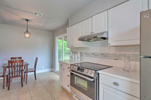 Cozy Austin Townhome, About 15 Mi To Downtown!