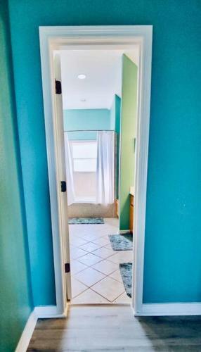 Sunny Delight - Sleeps 10 - Generous Space!